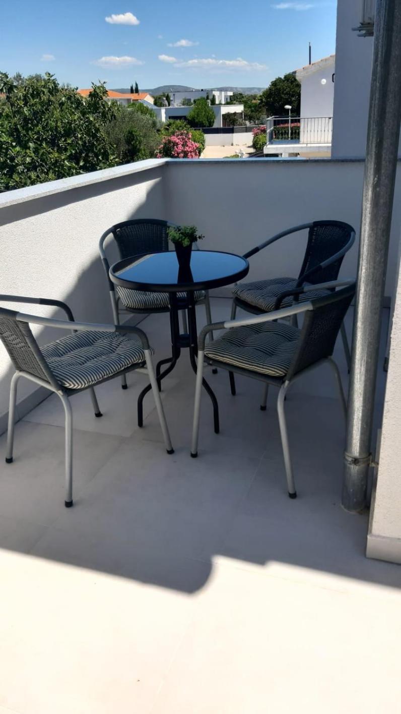 Hermes Apartment