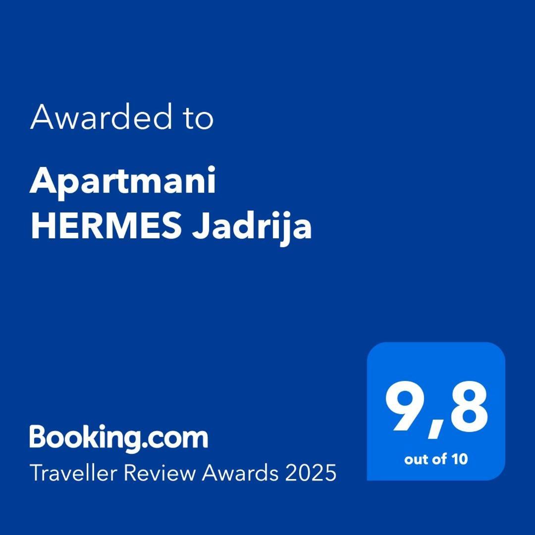 Hermes Apartment *